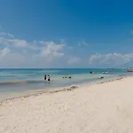Rioja Playacar By Chezplaya